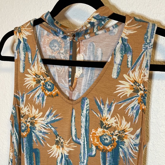 Cactus dress - Picture 2 of 4